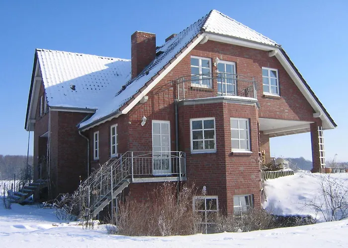 In Mit Garten Und Terrasse Apartment Semlow